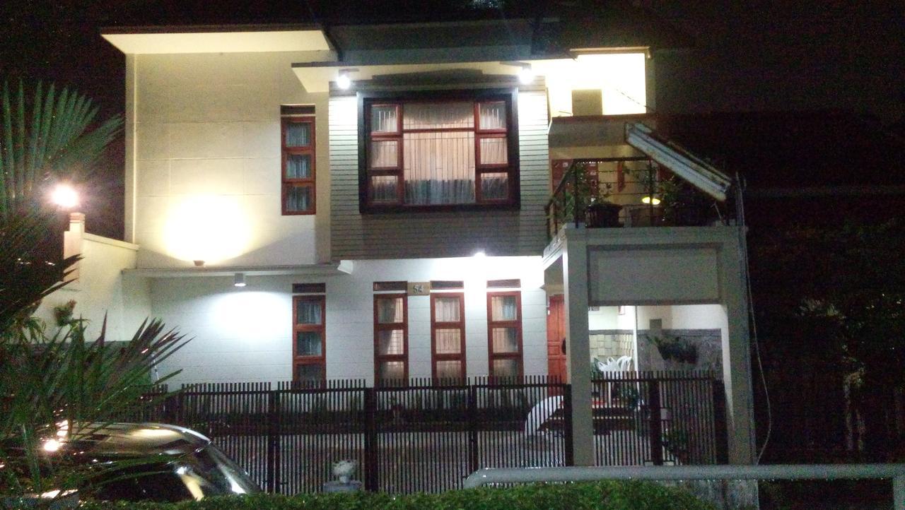 Rumah Tawa - 2 Syariah Bandung